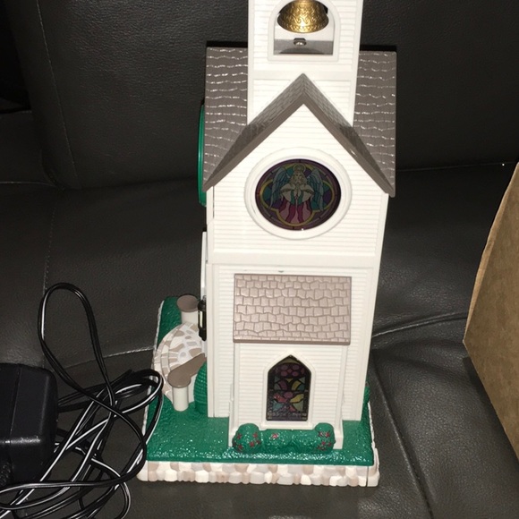 **SOLD**Avon Gift Collection adjectives Inspirational Chapel - Picture 6 of 6